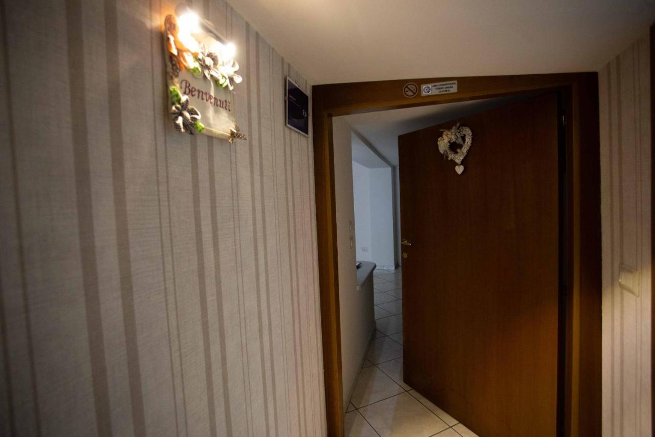 House Da Mary Apartment Caserta Exterior photo