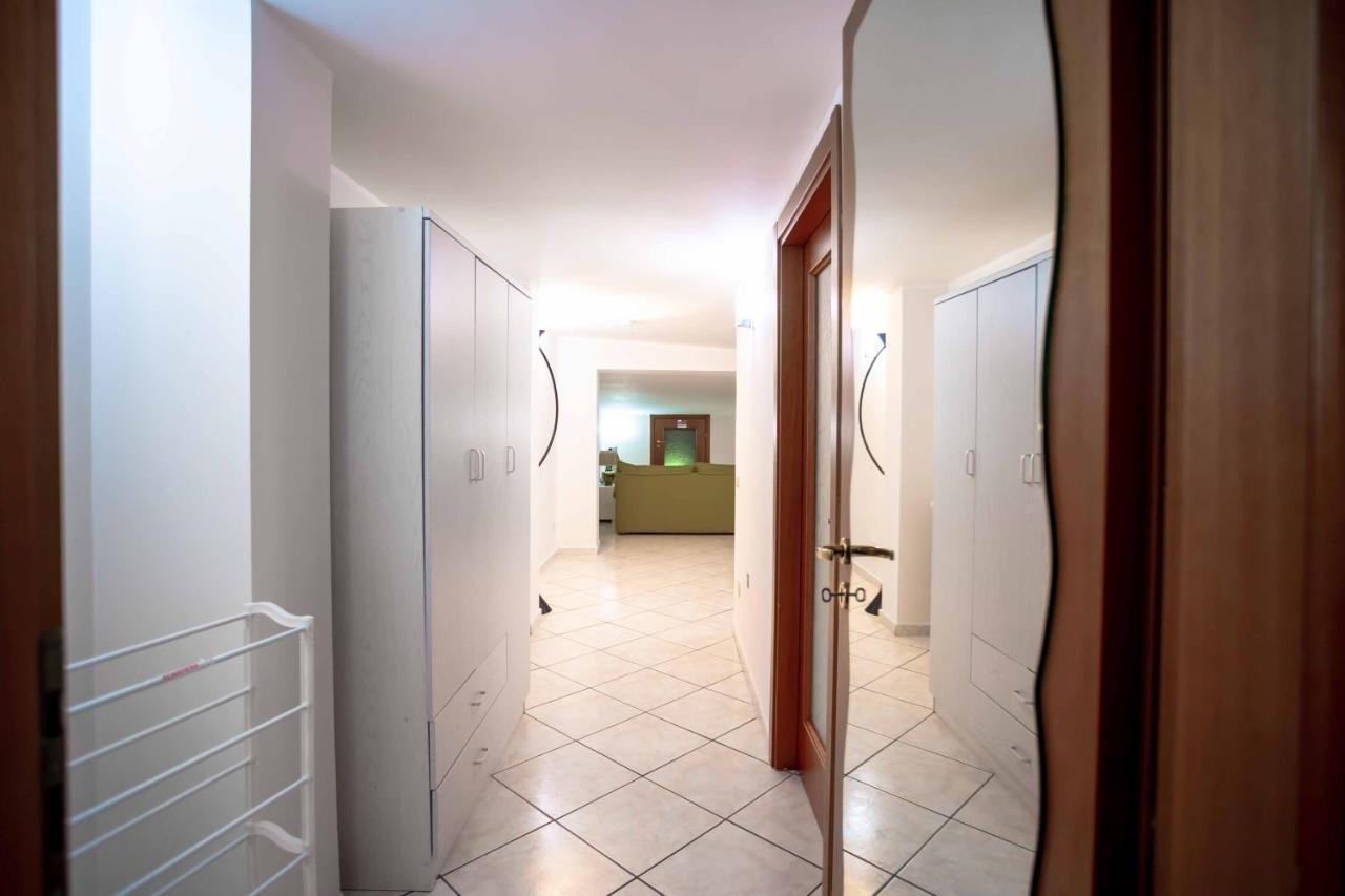 House Da Mary Apartment Caserta Exterior photo